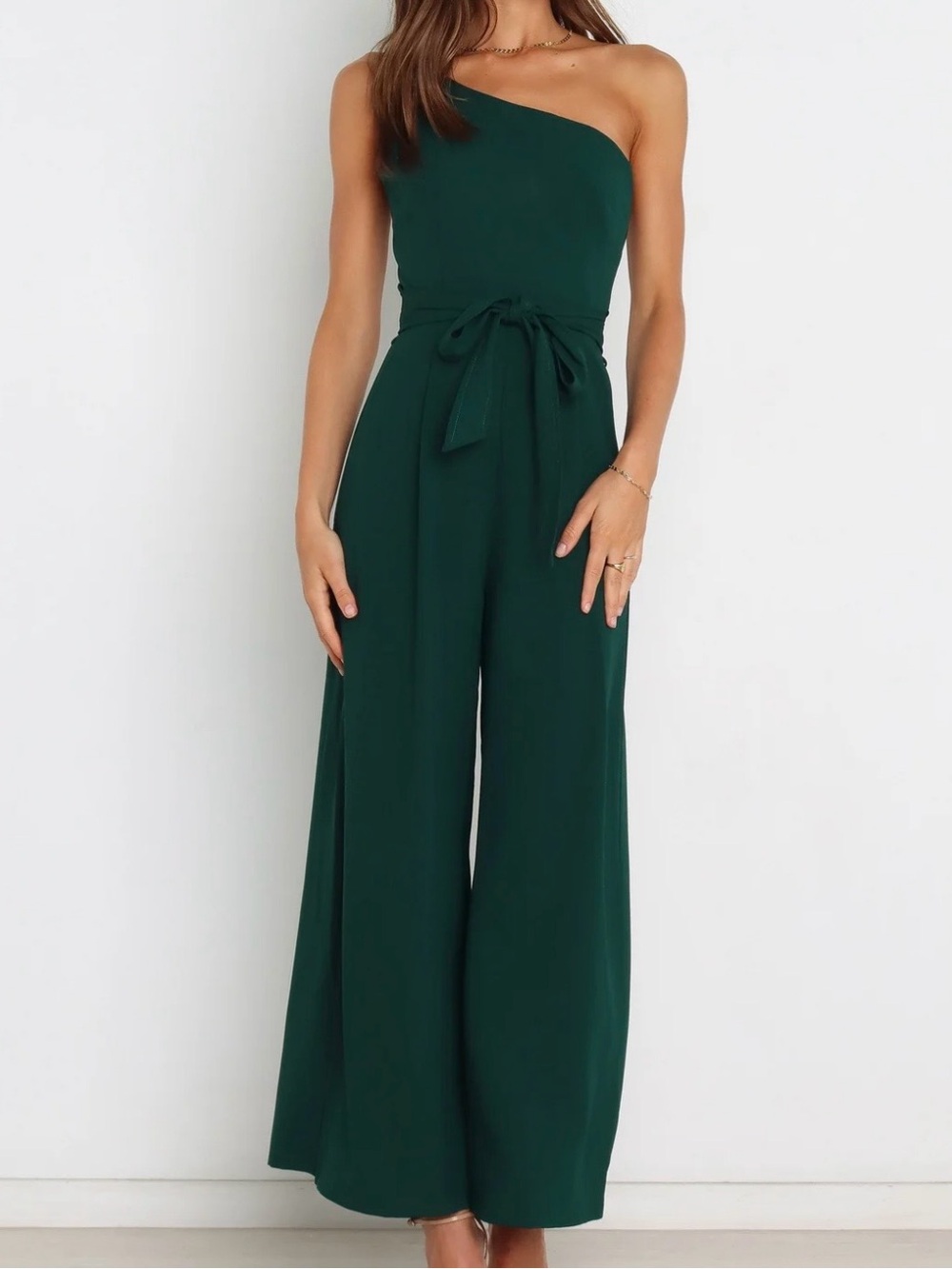 NWT Petal & Pup Emerald Green Leyton Jumpsuit One Shoulder Size 6  Wide Leg